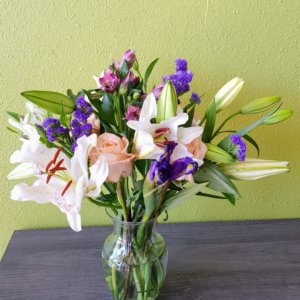 Garden Elegance Bouquet - Lilac Flower Shop