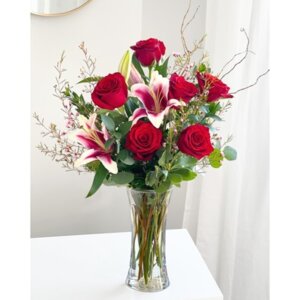 Half Dozen Roses with Lilies from Lilac Flower Shop